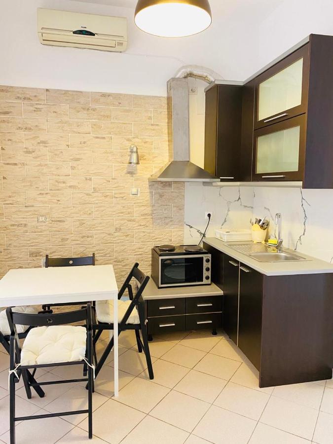 ホテル Hercules House Sarandë エクステリア 写真