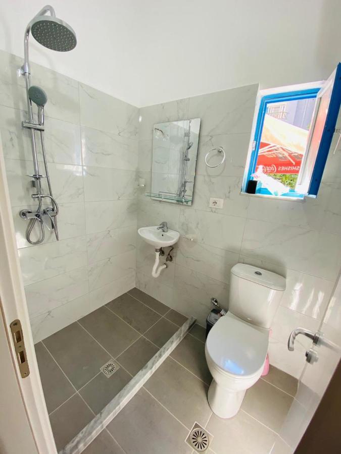 ホテル Hercules House Sarandë エクステリア 写真