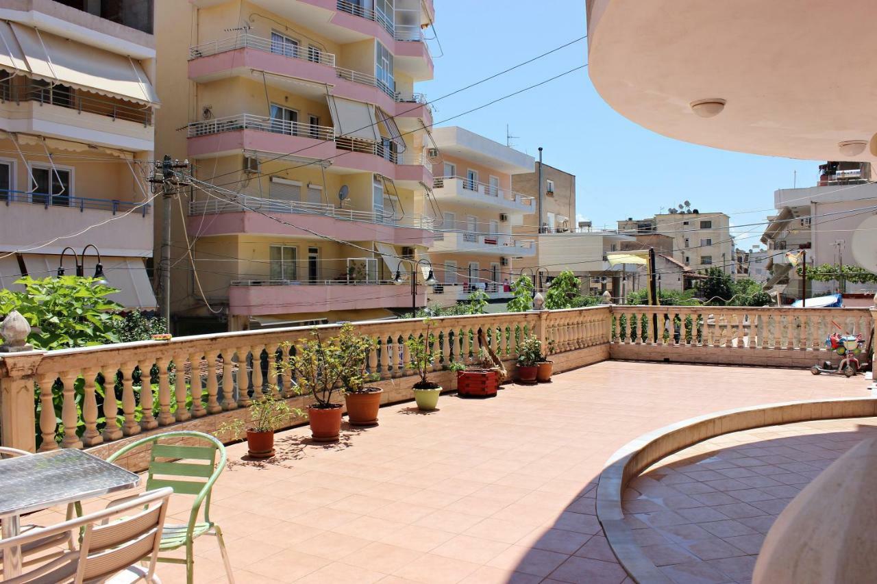 ホテル Hercules House Sarandë エクステリア 写真