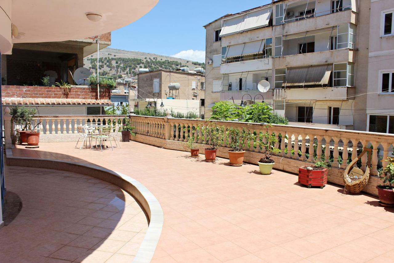 ホテル Hercules House Sarandë エクステリア 写真